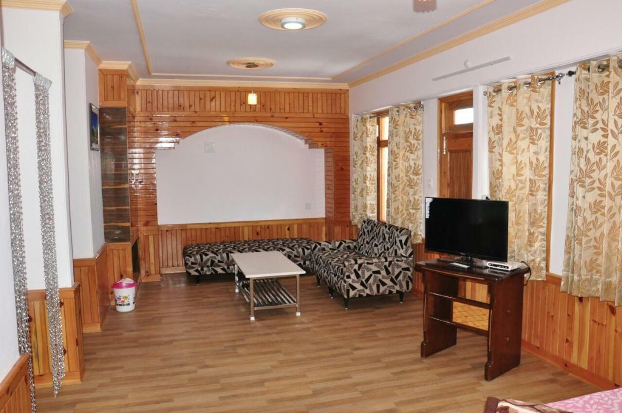 Sara Hotel Narkanda Εξωτερικό φωτογραφία